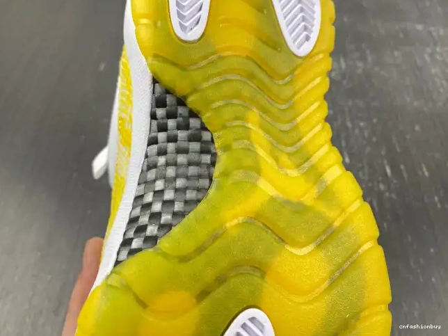 AH7860-107 11 Low WMNS Snakeskin Jordan Air Yellow 0705